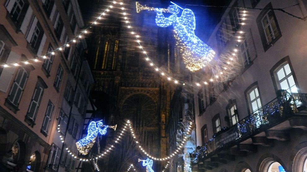 Holiday lights at the Strasbourg Cathedral