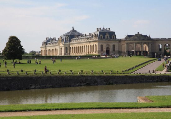 Chantilly Stables
