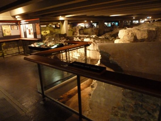 archeological crypt
