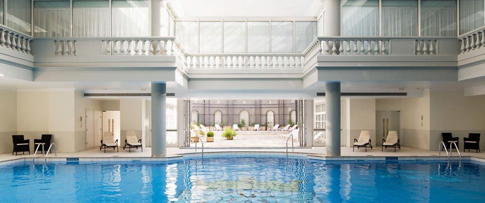 Trianon Palace Versailles Pool