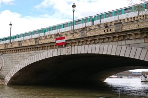 elevated metro