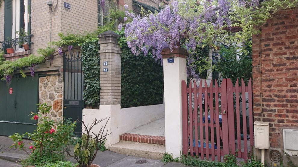 Parisian garden bungalow