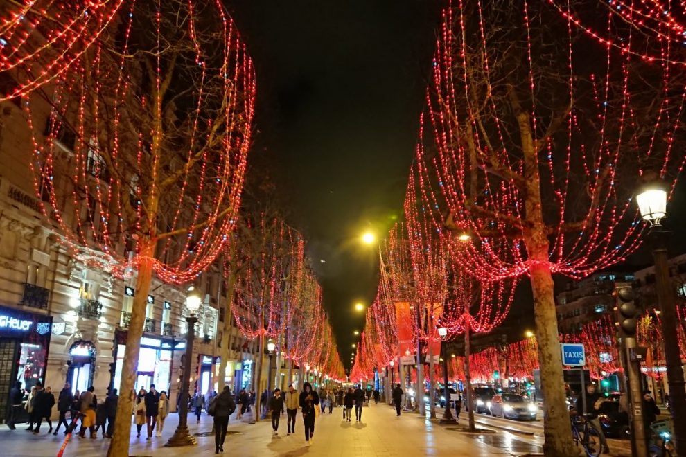 Holiday lights Champs Elysées