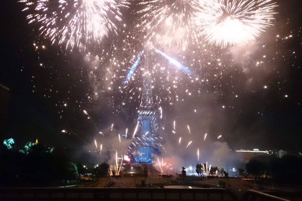 fireworks on the Eiffel Tower