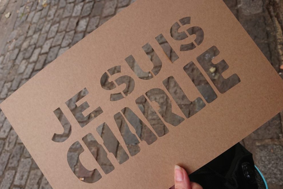 je suis charlie stencil