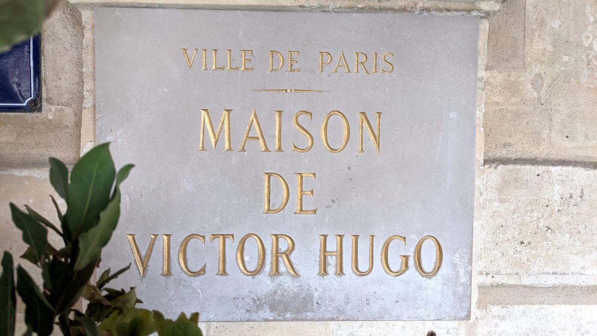 Maison de Victor Hugo - Place des Vosges ⋆ Secrets of Paris