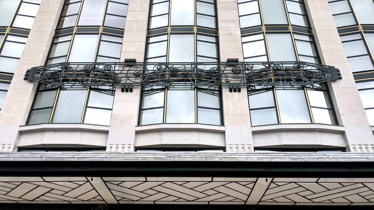 Facade of hotel in former Samaritaine building.