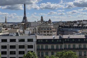 Eiffel skyline