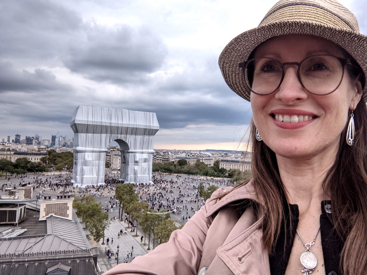 Heather and Arc de Triomphe