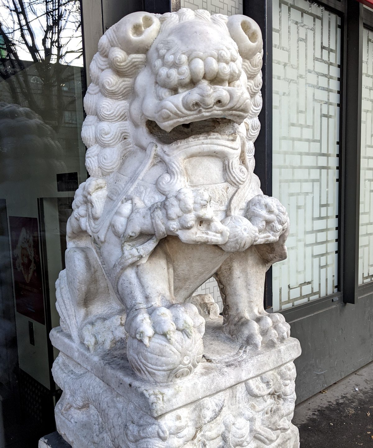 Chinese lion statue