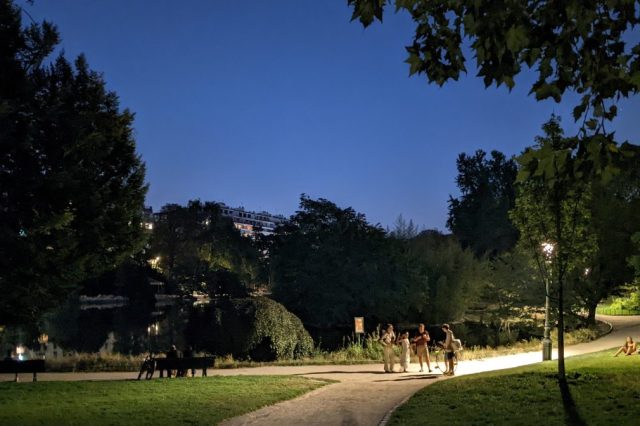 Parc Montsouris at night