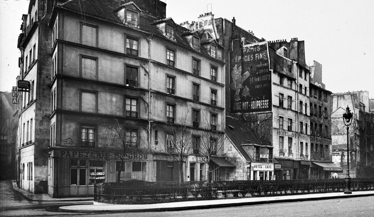 Vintage photo of Rue de la Bûcherie