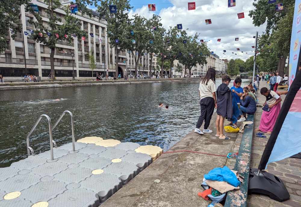 Swimming on the Canal Saint Martin
