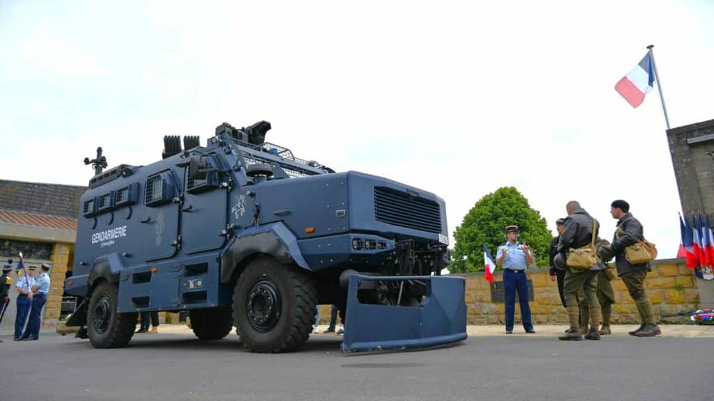 The Gendarme's new "Centaure" armored vehicle 