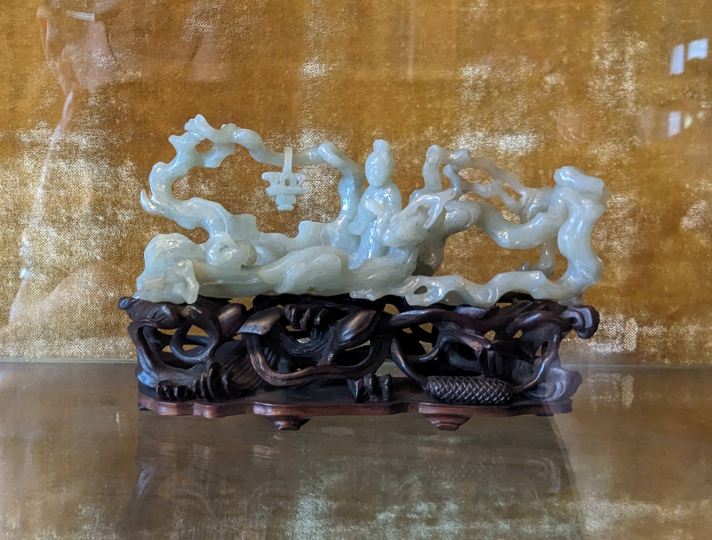 Jade sculpture