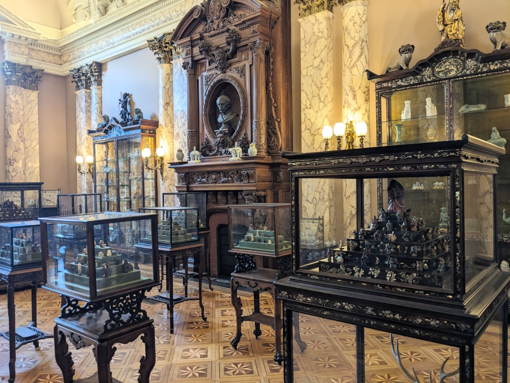 Interior of the Ennery Museum