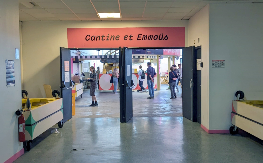 Césure Canteen entrance