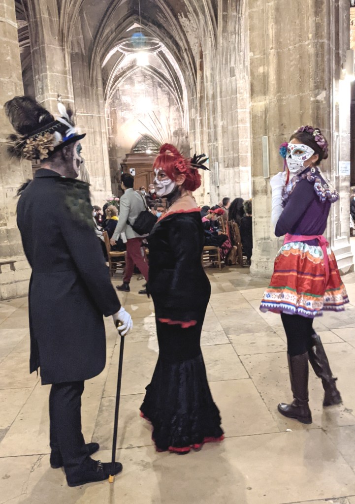 Catrin and Catrinas at St-Merry