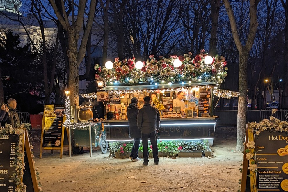 Vin Chaud Champs Elysees