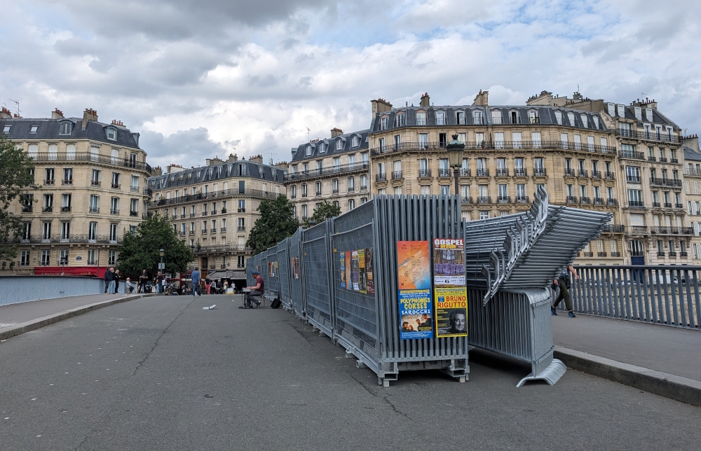 Fencing waiting to be erected on the Pont St Louis