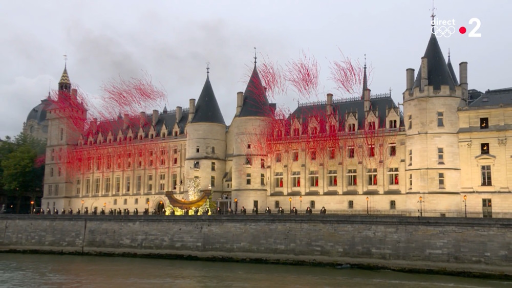 "Blood" and smoke from the windows of La Conciergerie