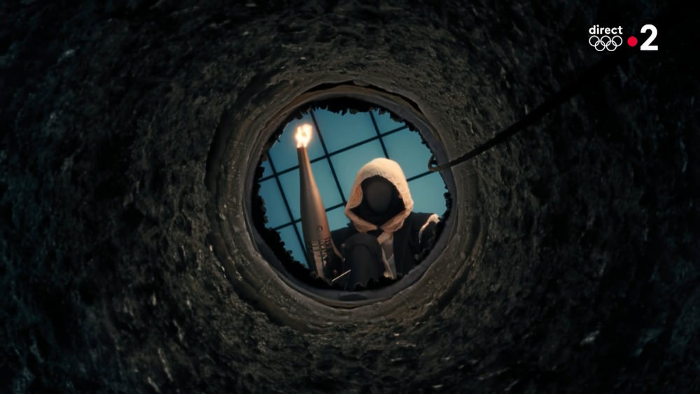 The hole in front of the Mona Lisa.