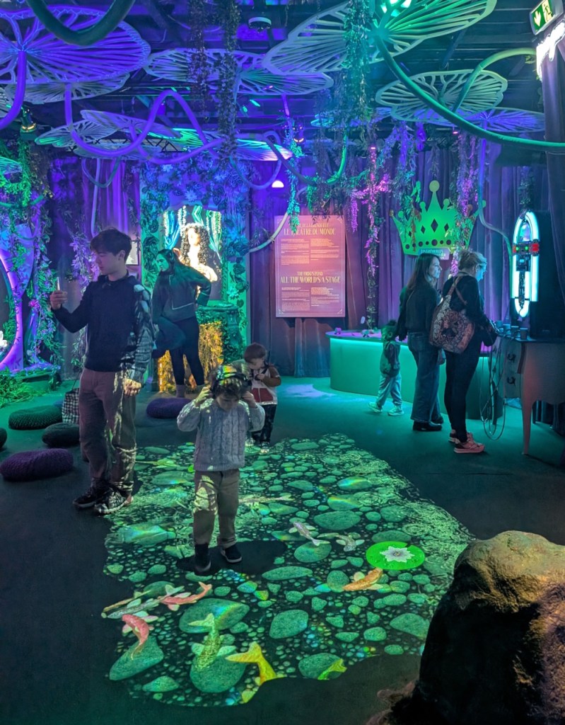 A wider view of one of the rooms