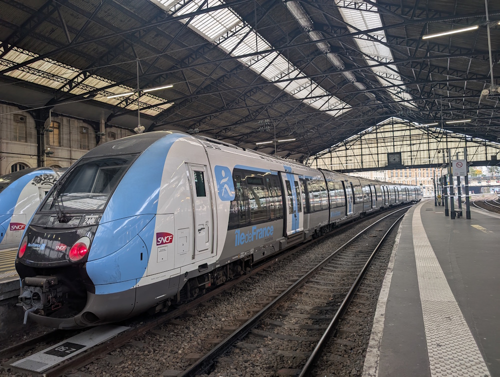 Ile-de-France trains are included in Navigo Passes.